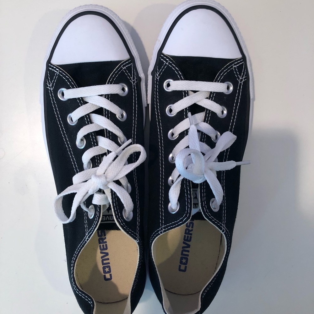 Converse black low top